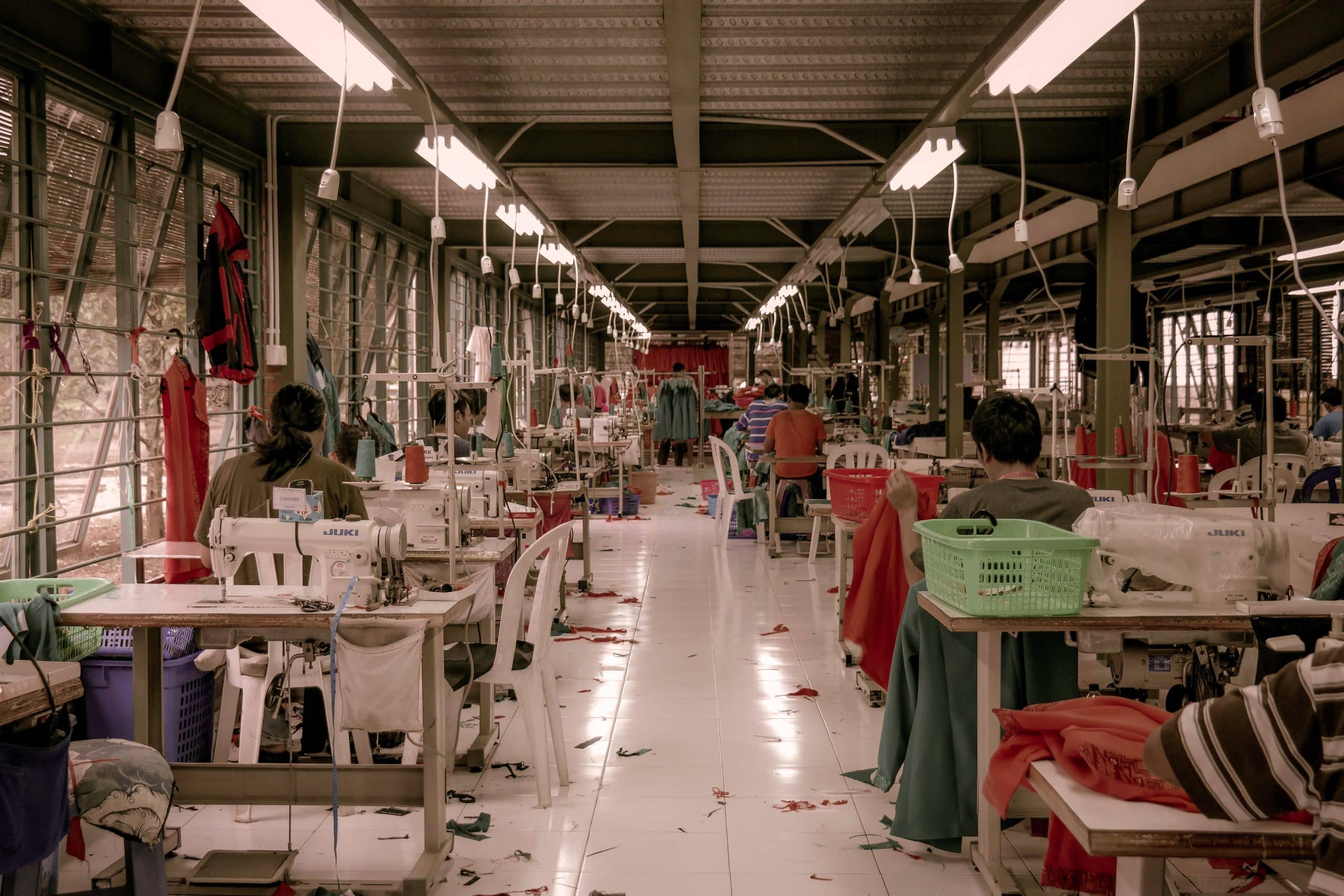 fast fashion; sweatshops
